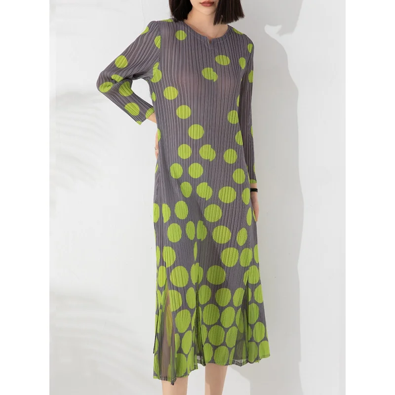 

MIYAKE Pleated dress for autumn women with high-end design relaxed temperament and printed polka dot stitching style [20230381]