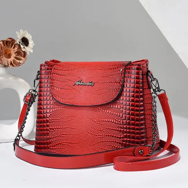 

Retro Crocodile Pattern Women Single- Shoulder Bags PU Texture Fashion Crossbody Bag Casual Chain Cover Buckle Commuting Satchel