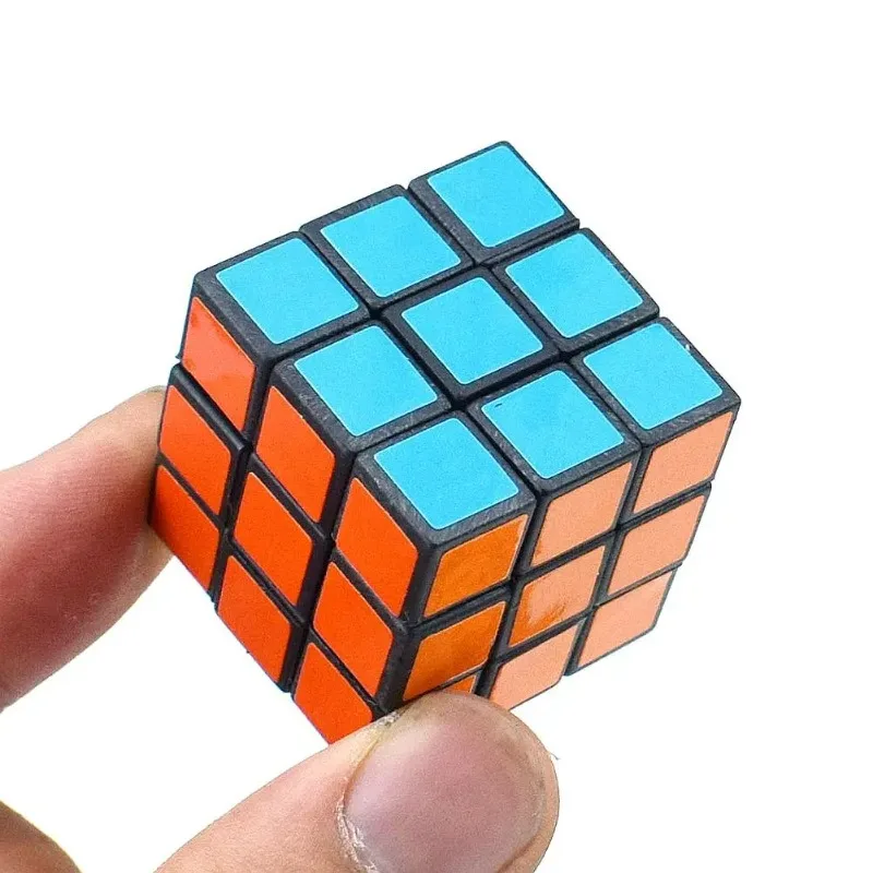 1cm Mini Magic Cube Toys Mini Small Size 3x3x3  Puzzle Cube Rotated Learning Education Toy for Children Reward Gift