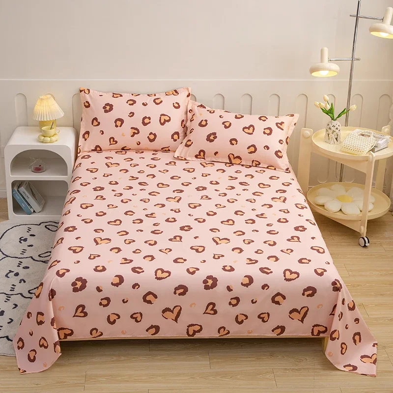 Heart-shaped Leopard Print Flat Sheet with 2 Pillowcase Twin/Queen Size Polyester Luxury Soft Boho Leopard Pattern Bed Sheet Set 1