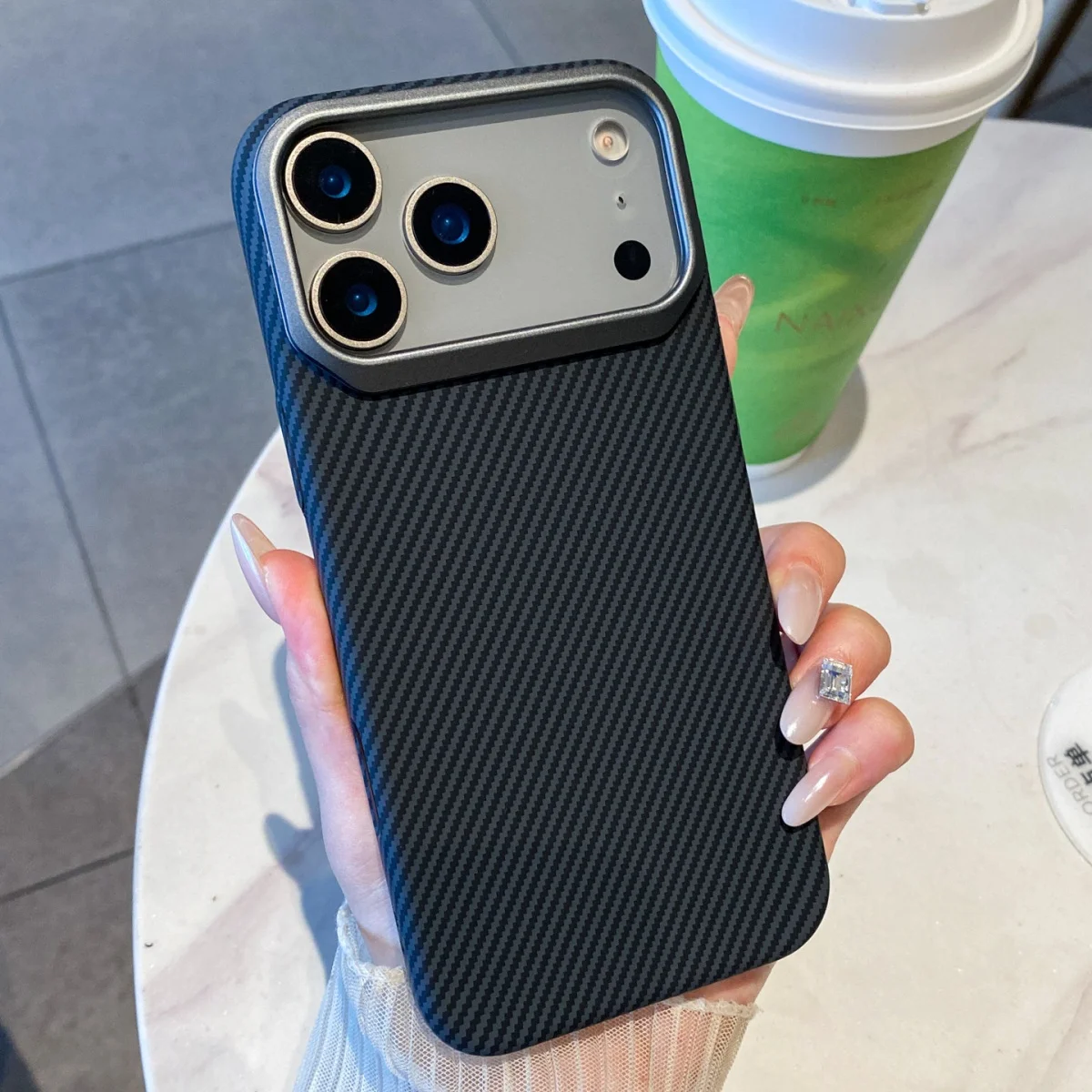 Carbon Fiber Kevlar Texture Shockproof Phone Case with Slim Metal Lens