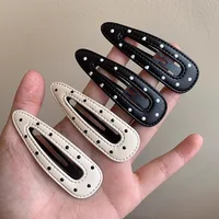 2Pcs Bla White Polka Dot Leather Hair Clips Women's Bangs BB Clips Sweet Cool Simple Hairpin Girl Hair Accessories - Image 2
