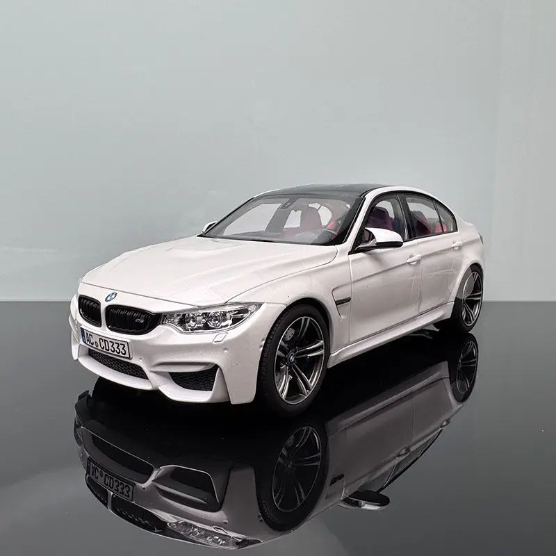 Diecast 1/18 Scale Model Car NOREV BMW M3 F80 Alloy Car Model BMW