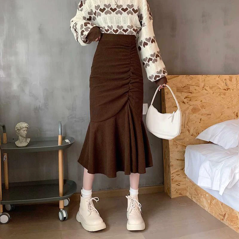 Dames midi rok met hoge taille en mermaid pasvorm met ruches_voghion.com