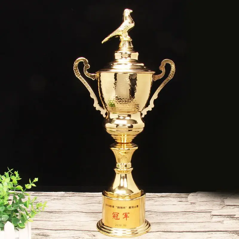 Electroplated Metal Pigeon Trophy Custom-Made Gold Competition Excellent Reward Souvenirs Home Decor Universal Trophy, 1Pc, 40cm