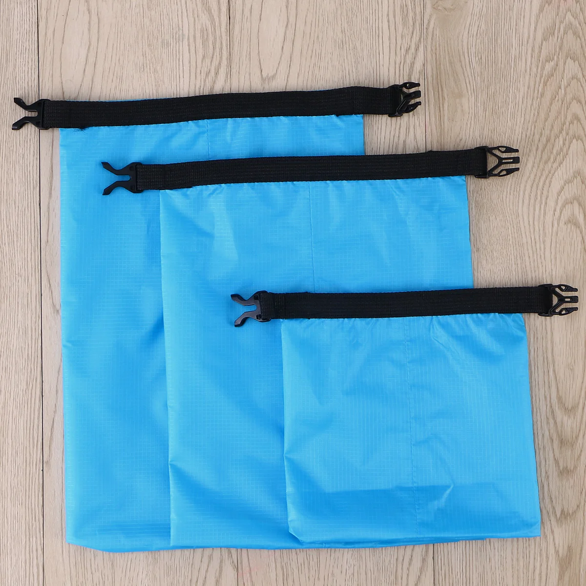 

WINOMO 3pcs 15L+25L+35L Waterproof Dry Bag Storage Pouch Bag for Camping Boating Kayaking Rafting Fishing (Sky Blue)