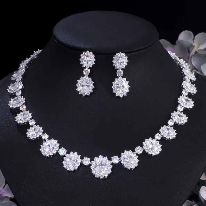 

ThreeGraces Classic White Cubic Zirconia Silver Color Luxury Dubai Bridal Wedding Engagement Costume Jewelry Set for Women TZ795