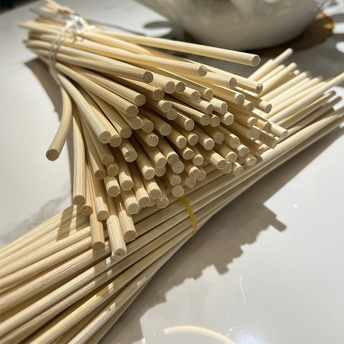 50pcs Diameter 5mm/4mm Very Thick Natural Wooden Reed Diffuser Rattan Sticks, Aroma Diffuser Air Freshener Reeds Rattan Rods
