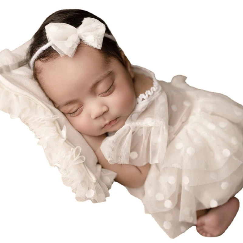 

1 Set Newborn Photography Props Outfits Baby Lace Romper Headband Shorts Pants Pillow Set Infants Photo Shooting Bodysuit Hair