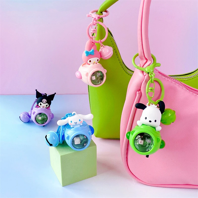 

Kawaii Anime Cinnamoroll Sunset Lamp Keychain Sanrio My Melody Cute Cartoon Kuromi Pochacco Bag Pendant Toys for Gifts