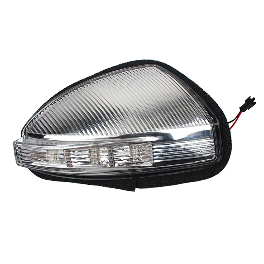 

Зеркало заднего вида с указателем поворота