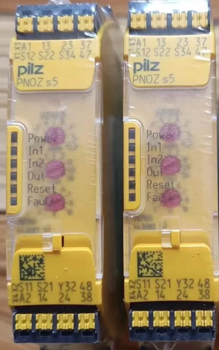 

1 шт. оригинальное новое реле безопасности PNOZ S4 751134 750134 S2 751102 PNOZ S2 750102 750104 751104 S5 751105