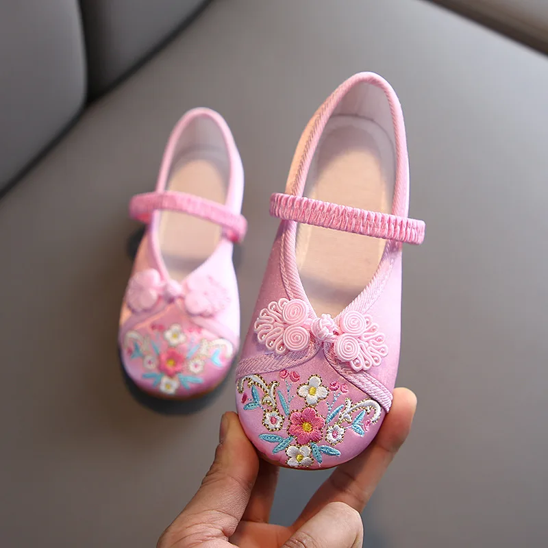 

Pink Red Flower Embroidered Shoes for Girls Chinese Style Cotton Cloth Shoes Children Comfortable Flat Shoes Kids Princess Shoes