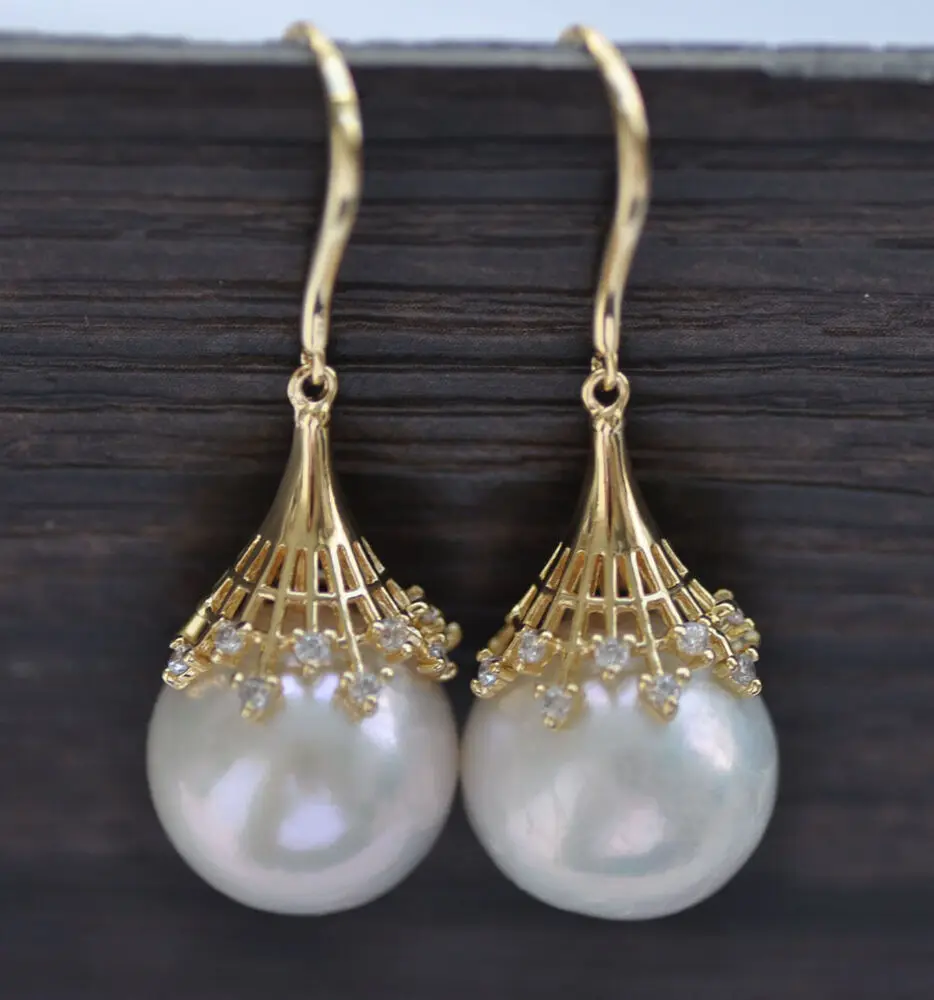 

Handmade14mm White Round Edison Keshi Pearl Dangle Earring CZ