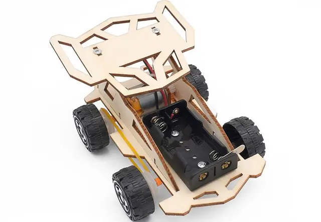c-26b-four-wheel-car