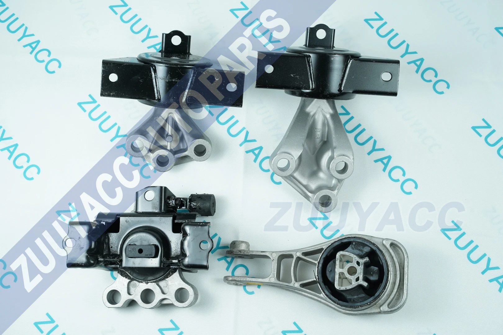 Engine mount bracket Customize Genuine AT MT Engine Mounting 95026513 95930076 95405220 Motor Mount For Chevrolet Sonic Aveo T300 1.4/1.6T