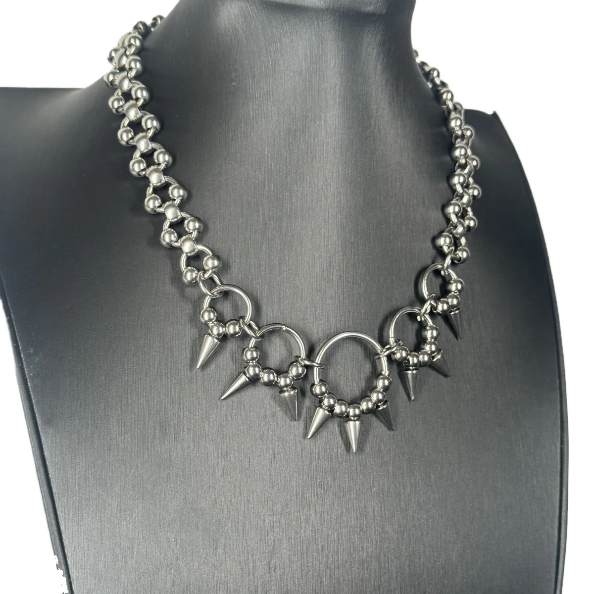 Punk Grunge Rock Nieten-Kugelketten-Ring mit Spikes, handgefertigte Halskette, Gothic-Charm-Schmuck, Hip-Hop-Accessoires, Geschenk