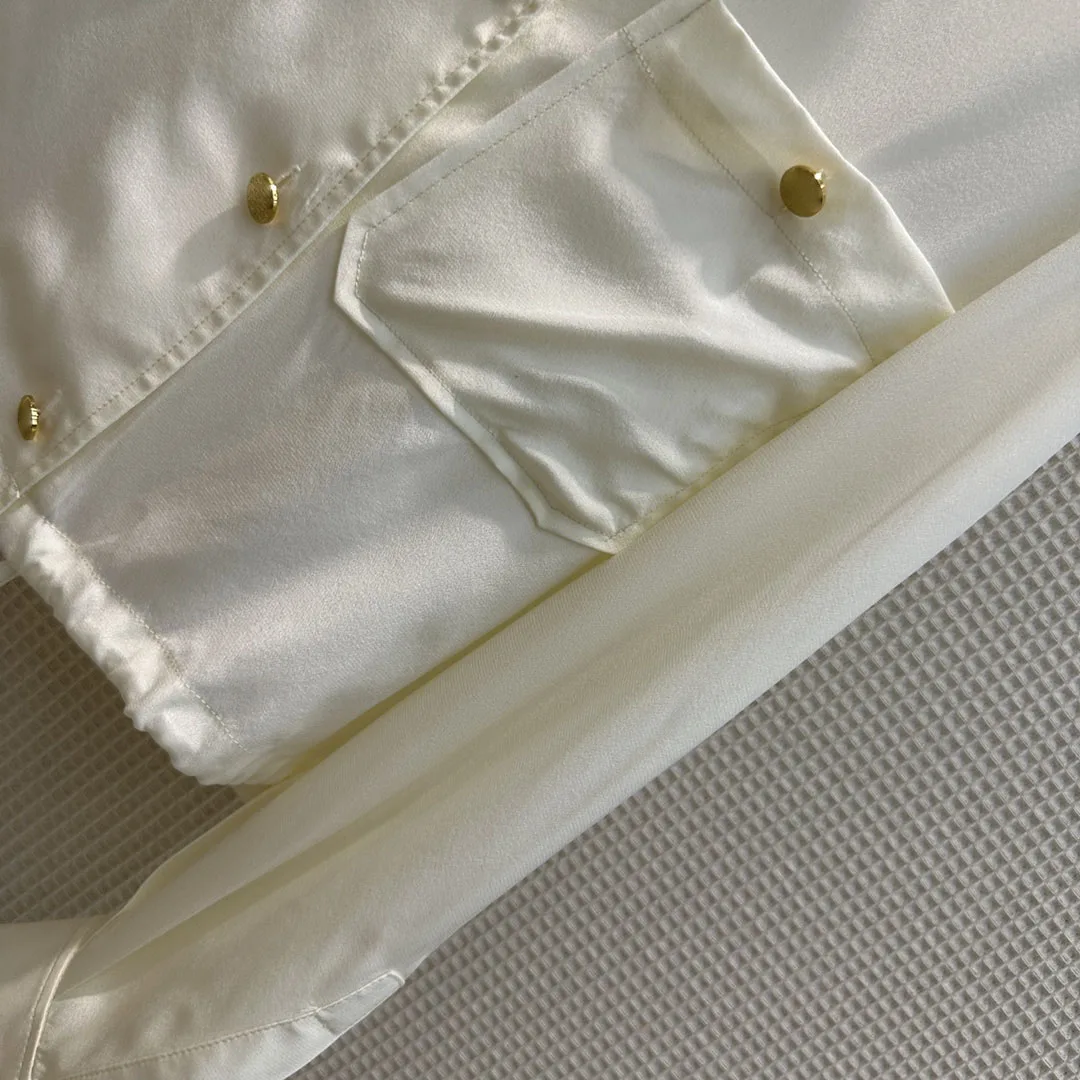 Рисунок 3 - Шелковая рубашка на шнурке с отложным