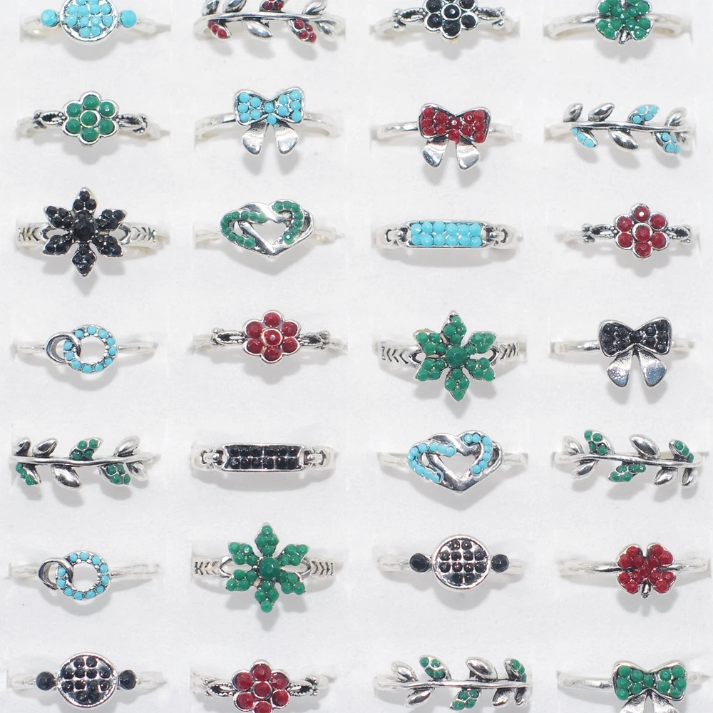 

Bulk Lots 30pcs Style Mix CZ Inlay Stone Vintage Rings Women Luxury Elegant Hot Friend Party Gifts Flower Leaves Jewewlry 3izard