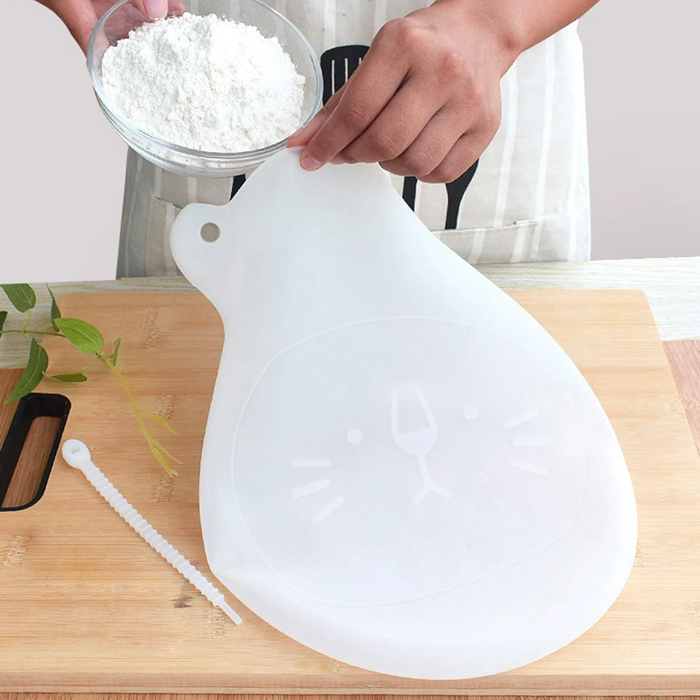 flour mixing bag