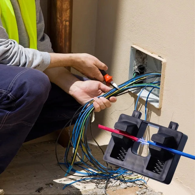 Dispositivo per filo di saldatura Supporto per filo di saldatura Staffa forte Morsetto per saldatura Supporto antiscivolo regolabile Accessori per saldatura di potenza 3