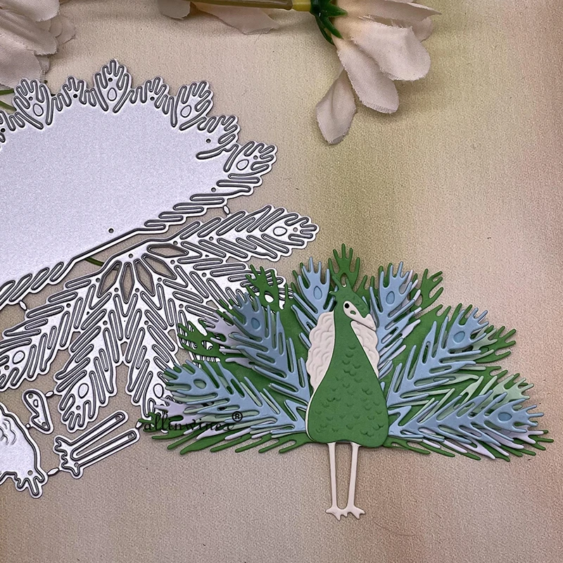 Matrices De Découpe En Forme De Paon Pour Bricolage