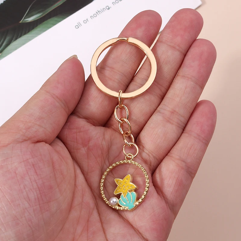 Nette Keychain Emaille Bee Herz Blume Schlüssel Ring Garten Schlüssel Ketten Souvenir Geschenke für Frauen Männer Handtasche Zubehör Schmuck Geschenk – Detail 10