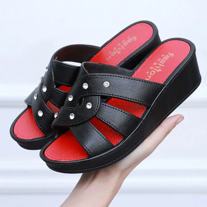 Ladies High Heel Slippers Summer Outer Wear Thick Bottom Fashion Home Non-slip Mother Shoes Soft Bottom Wedge Sandals