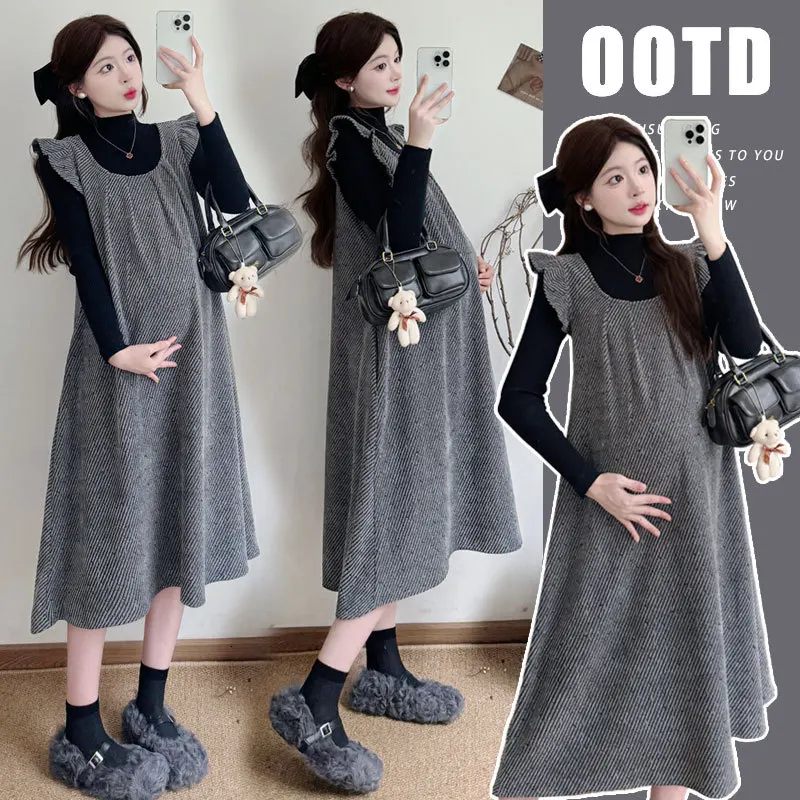 Pregnant Woman Winter Thickened Flying Sleeve Dress +Base Shirt Top 2pcs Young Mother Sweet Clothes Wear Maternity Dress