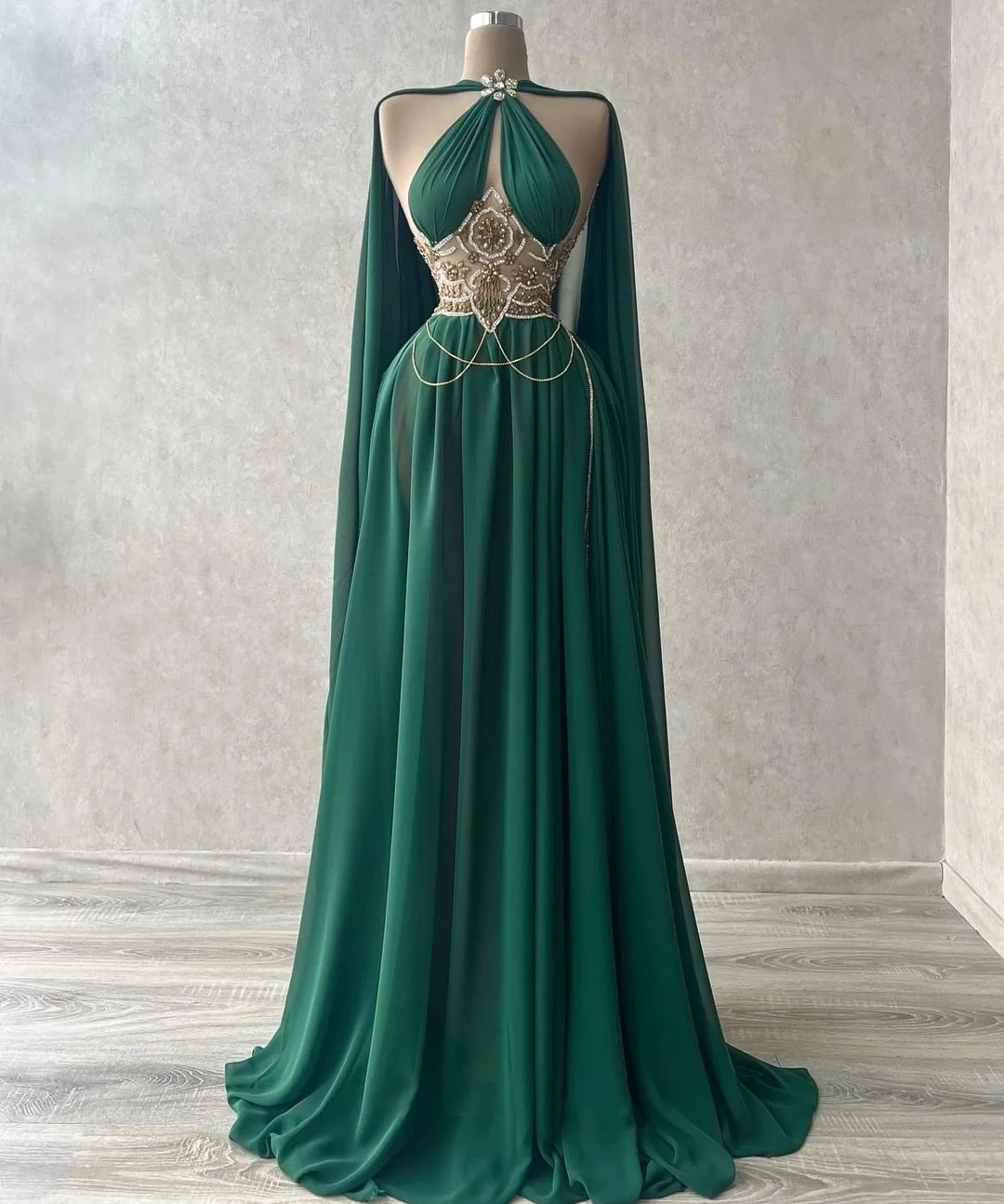 

AsaNagi New Green Chiffon Evening Dresses Halter Neck A-Line Floor-Length Women Cut-Out Elegant Party Prom Gown 2023