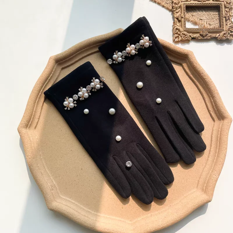Women's Winter Outdoor Driving Warm Gloves Korean Wool Pearl Rhinestone Full Finger Plus Velvet Touch Screen Cashmere Gloves