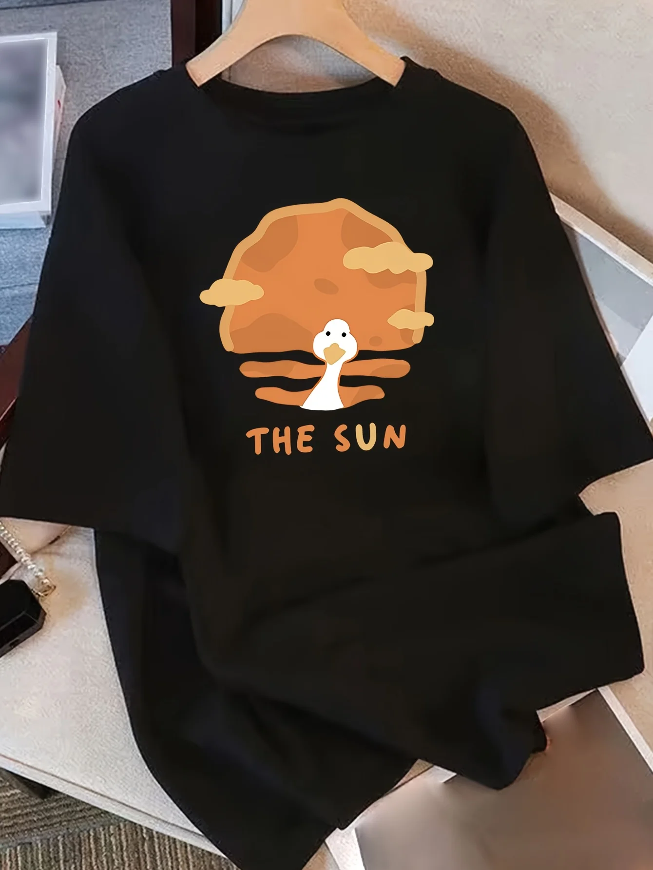 Camiseta Casual de Manga Corta para Mujer, Cuello Redondo Suelto y Cómoda, Ropa Versátil y Vital para el Verano 2025