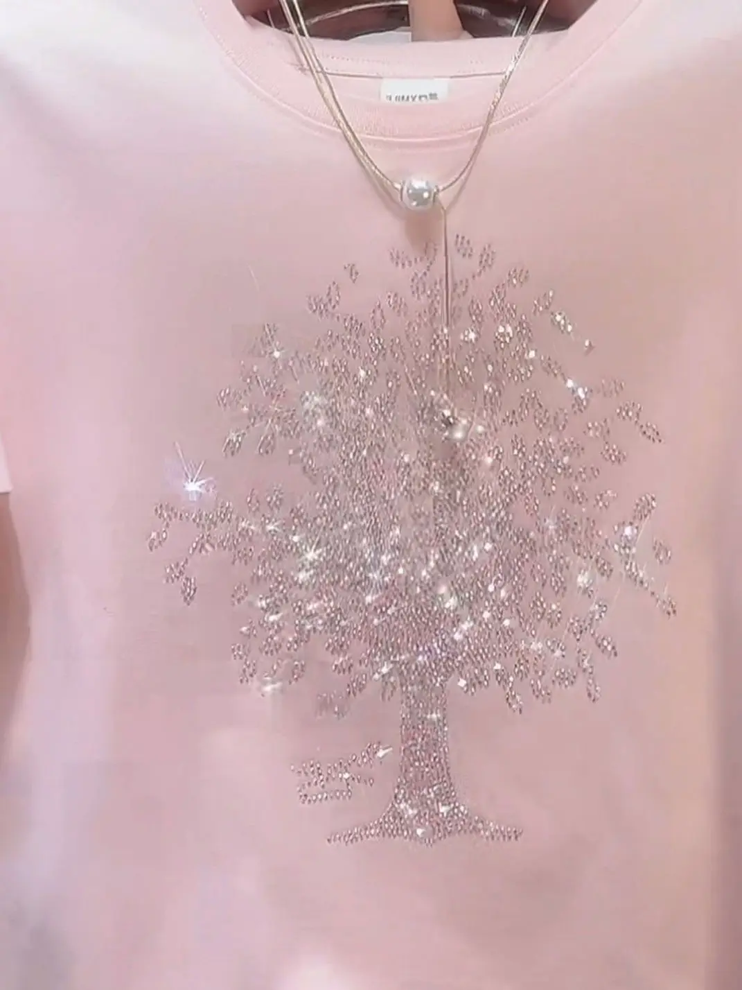 Faionable Summer 2025 Pure Cotton ort Sve Loose Fit round Ne Diamond Embellied Top Ele Slimming Women's T-irt