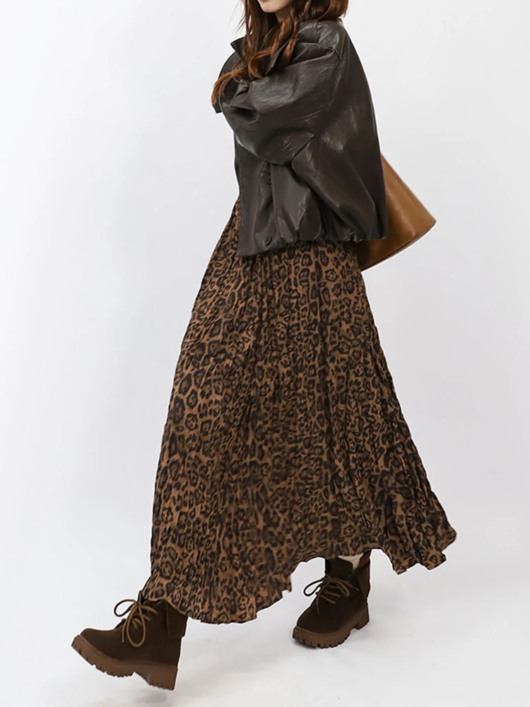 [EAM] High Elastic Waist Leopard Printed Pleated A-line Half-body Skirt Women Fashion Tide New Spring Autumn 2026 1DJ4319