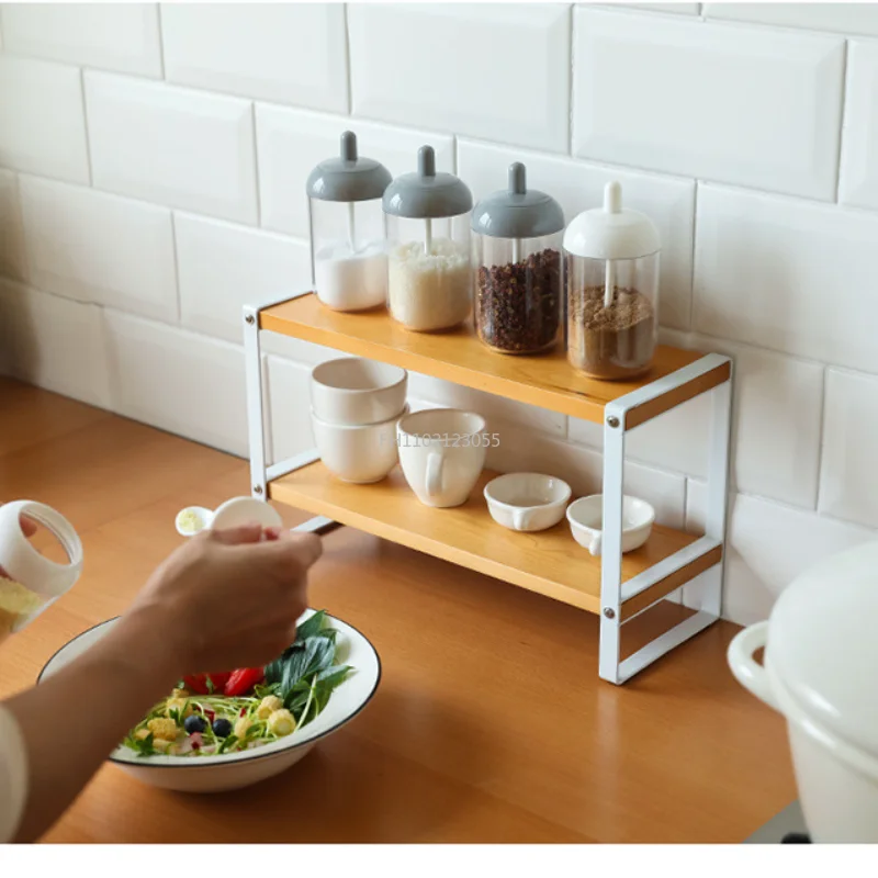 Transparent Kitchen Supplies Spice Box for Salt Sugar Pepper Powder Plastic Seasoning Bottle with Spoon and Lid Integrated 13cm