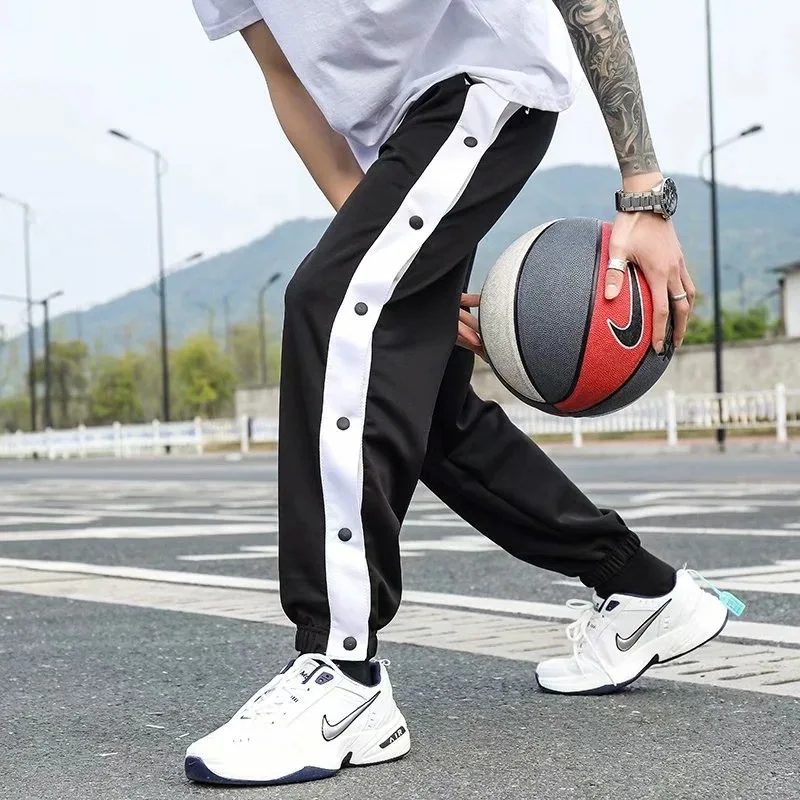 Biegacze męskie spodnie sportowe czarne dorywczo luźne modne spodnie  hip-hopowe szerokie spodnie treningowe Punk Techwear odzież koszykarska -  AliExpress
