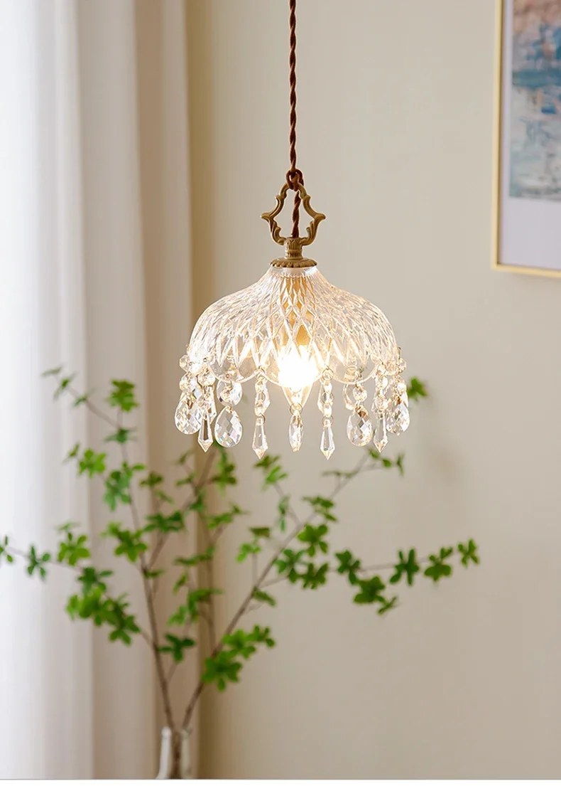 Description Picture 6 of itemFrench Retro Pendant Lights Glass Lampshade Suspended Chandelier Indoor Art Decoration Bedroom Bar Restaurant Bedside Woonkamer