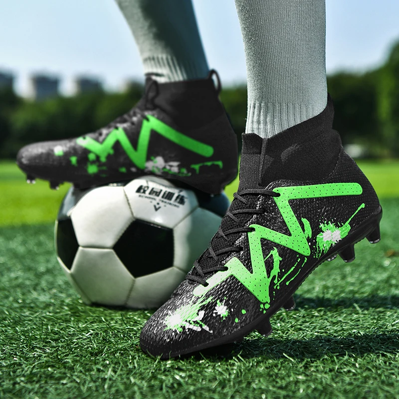 

High Top Football Boots Artificial Grass Men Soccer Shoes Anti Skid Boys Training Cleats Fashion Plus Size Black Studs AG/FG