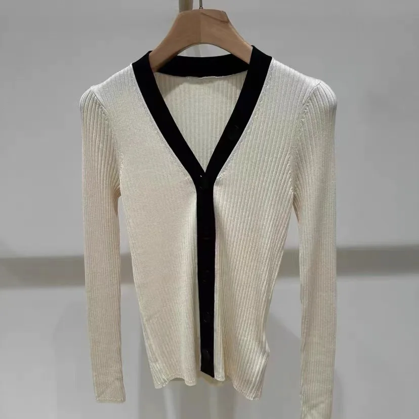 

2024 Early Spring New V-neck Contrasting Color Sweater Tops for Women