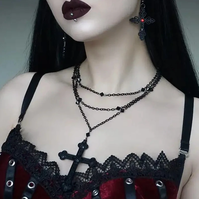 Bijoux Gothiques : Pendentifs, Colliers, Boucles D'oreilles