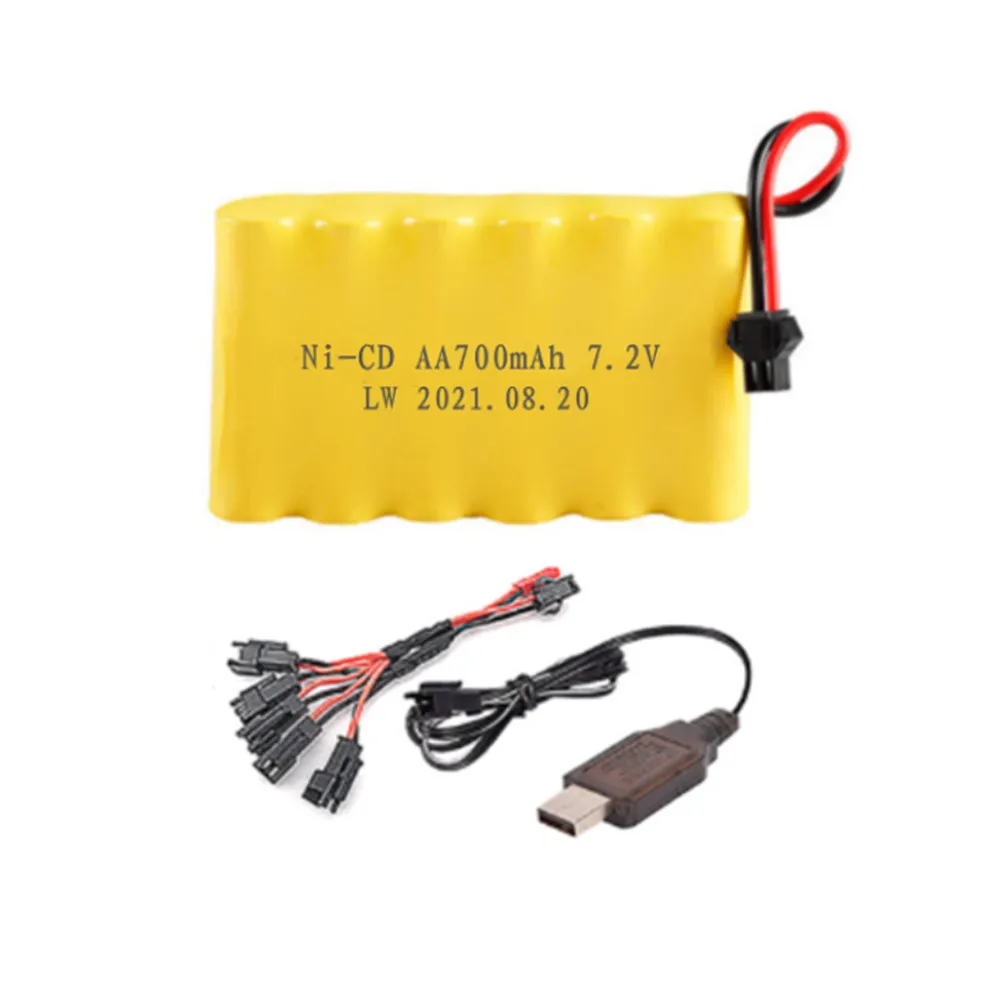 Chargeur LiPo 3.7V avec batterie de rechange pour micro drone, sur fond blanc