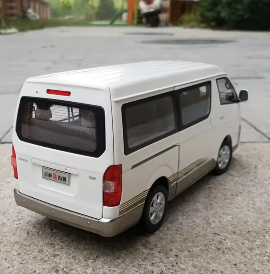 1/18 Hiace Van Commercial Vehicle MPV Alloy Simulation Collected