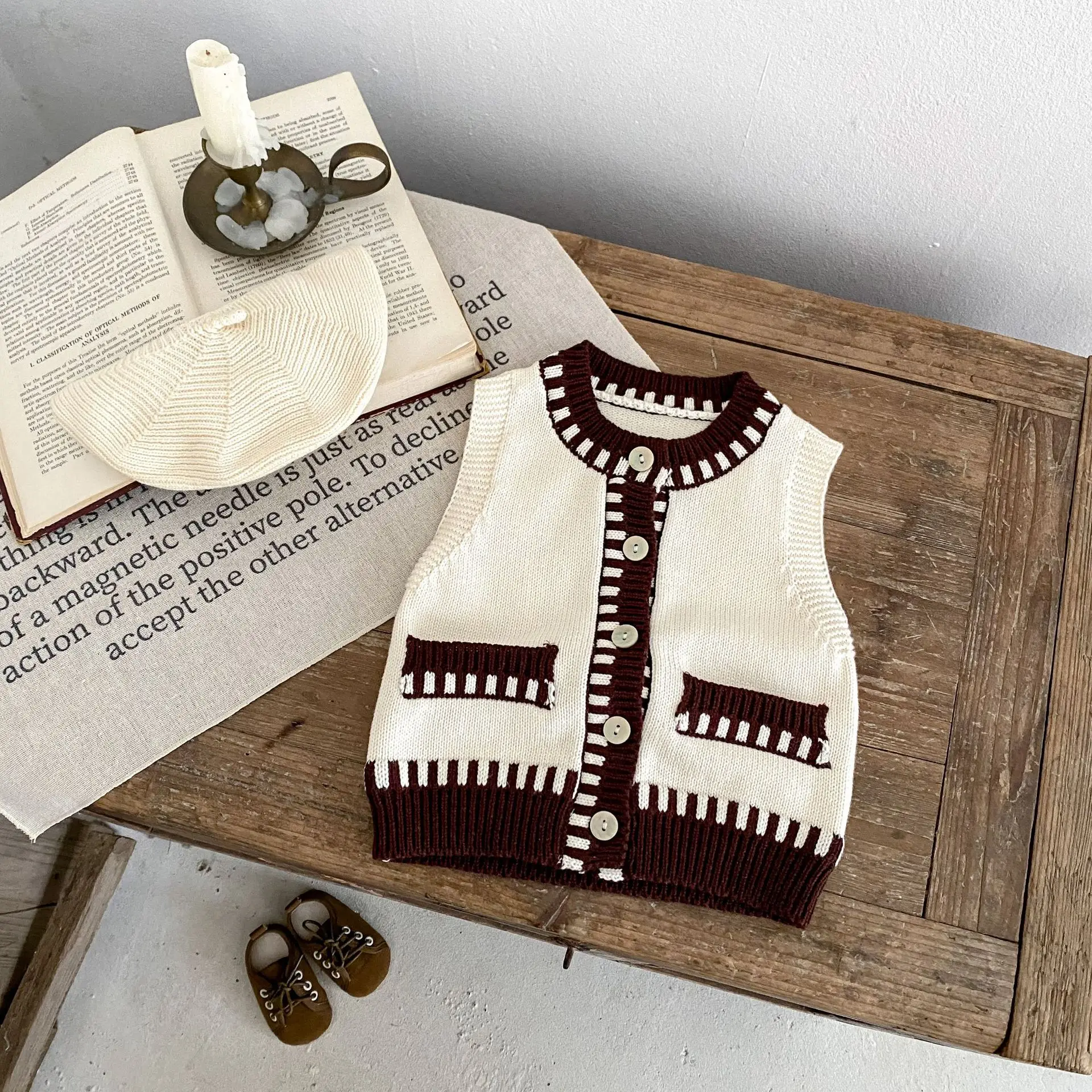 Description Picture 5 of itemChildren's Vest 2025 Spring Infant Boys And Girls Contrast Knitted Vest Cardigan Cotton Knitted Sweater