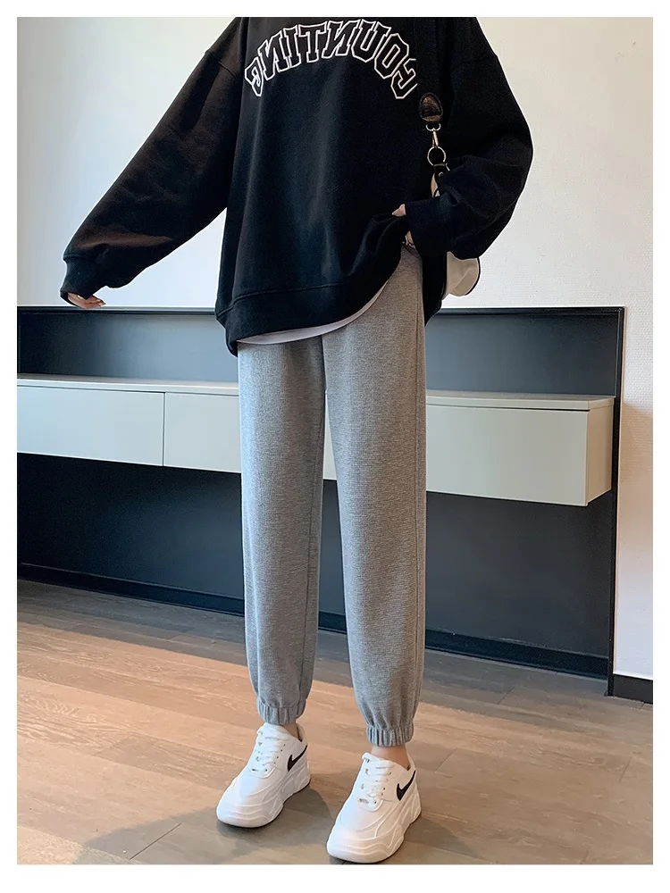 Womens Casual Korean Sweatpants Loose Fit Tappered Sports Capris For Spring  And Autumn, Large Size Slimming Harem Ins For Comfortable Wear In 2021 From  Bida Josh, $44.47