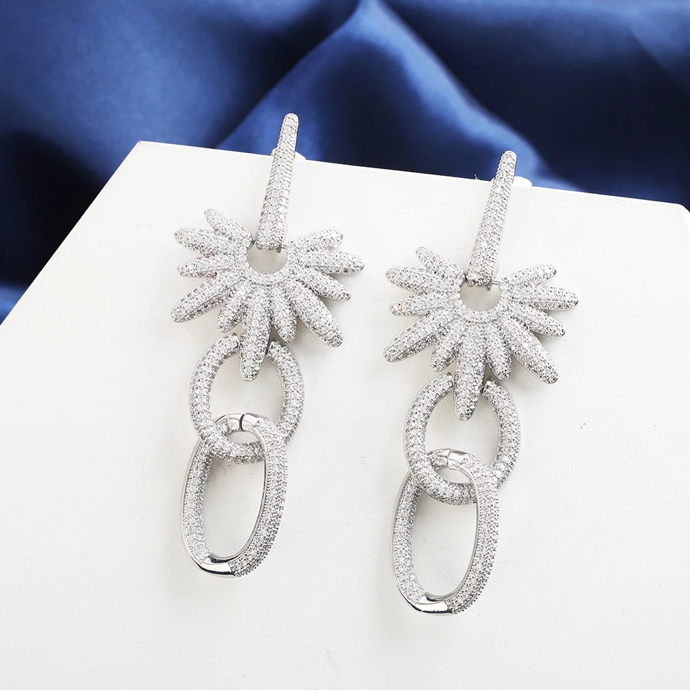 Geometric Lines Top Luxury Earrings Gold Shiny Aaa Cubic Zirconia Intensive Inlays High Design Jewelry Banquet Party Accessories