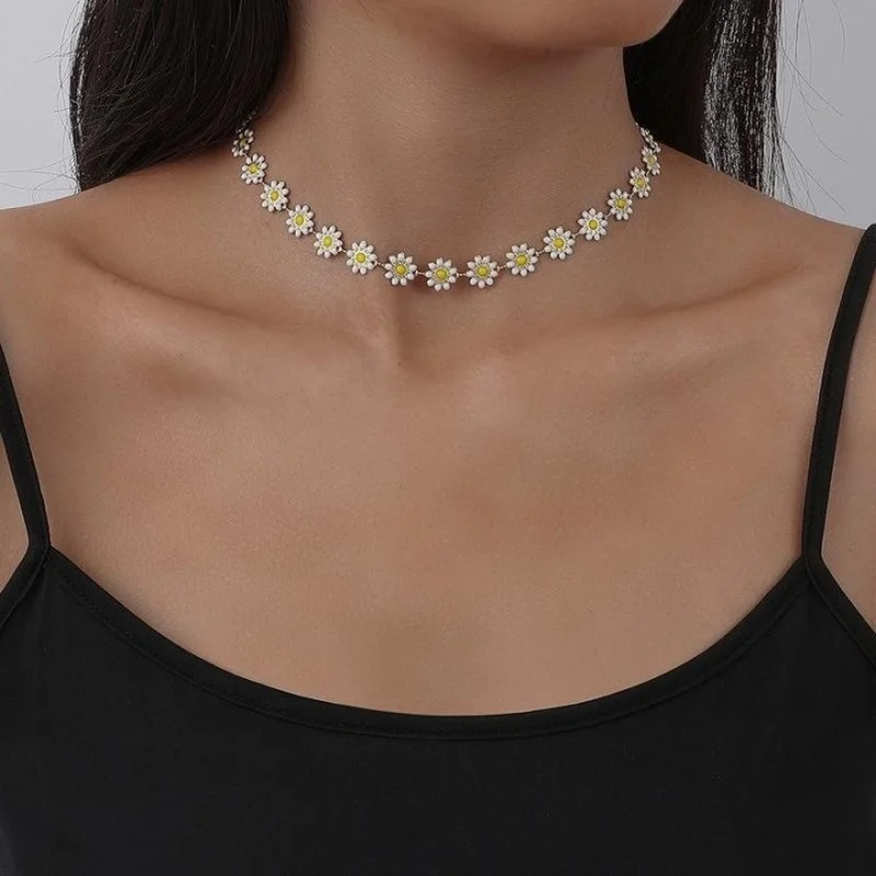 Flower Daisy Clavicle Chain Necklace Women Choker Statement Wedding Bridal Pendant Jewelry Korean Girls Gift Neck Accessories