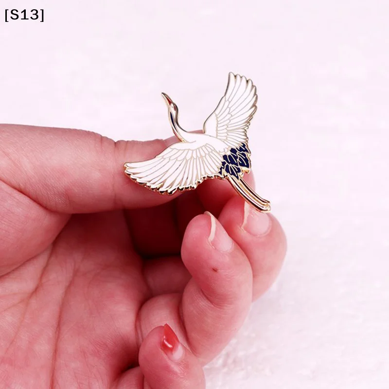 날아다니는 붉은 왕조리새 하드 에나멜 핀 동물 배지 브로치 쥬얼리 액세서리[Q]Q@