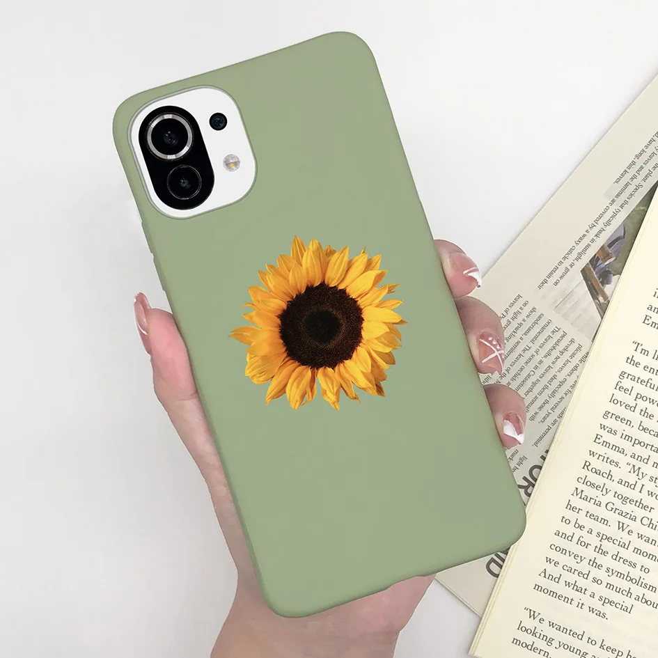 Cute Cartoon Daisy Matte Shockproof Phone Case - Elegant Protection with Casing