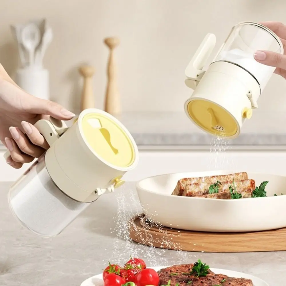 0.5g 2 In 1 Salt Container Sealed Quantitative Control Glass Spice Bottle Dustproof with Spoon Sugar and Salt Container Kitchen