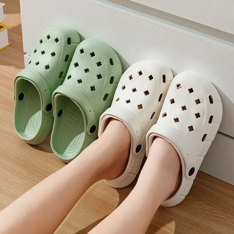 Clogs Women Sandals Summer Casual EVA Lightweight Outdoor Women's Shoes Anti Slip Thick Sole Beach Slides Couple Garden Shoes Slippers Sandals Shoes